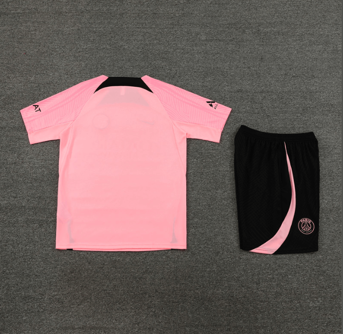Conjunto de Treino PSG Camisa Rosa + Bermuda Preta 2023/24