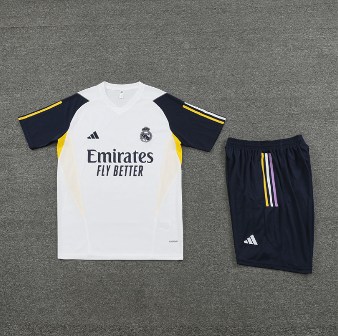 Conjunto Real Madrid Treino Bermuda e Camisa Branca 2023/24