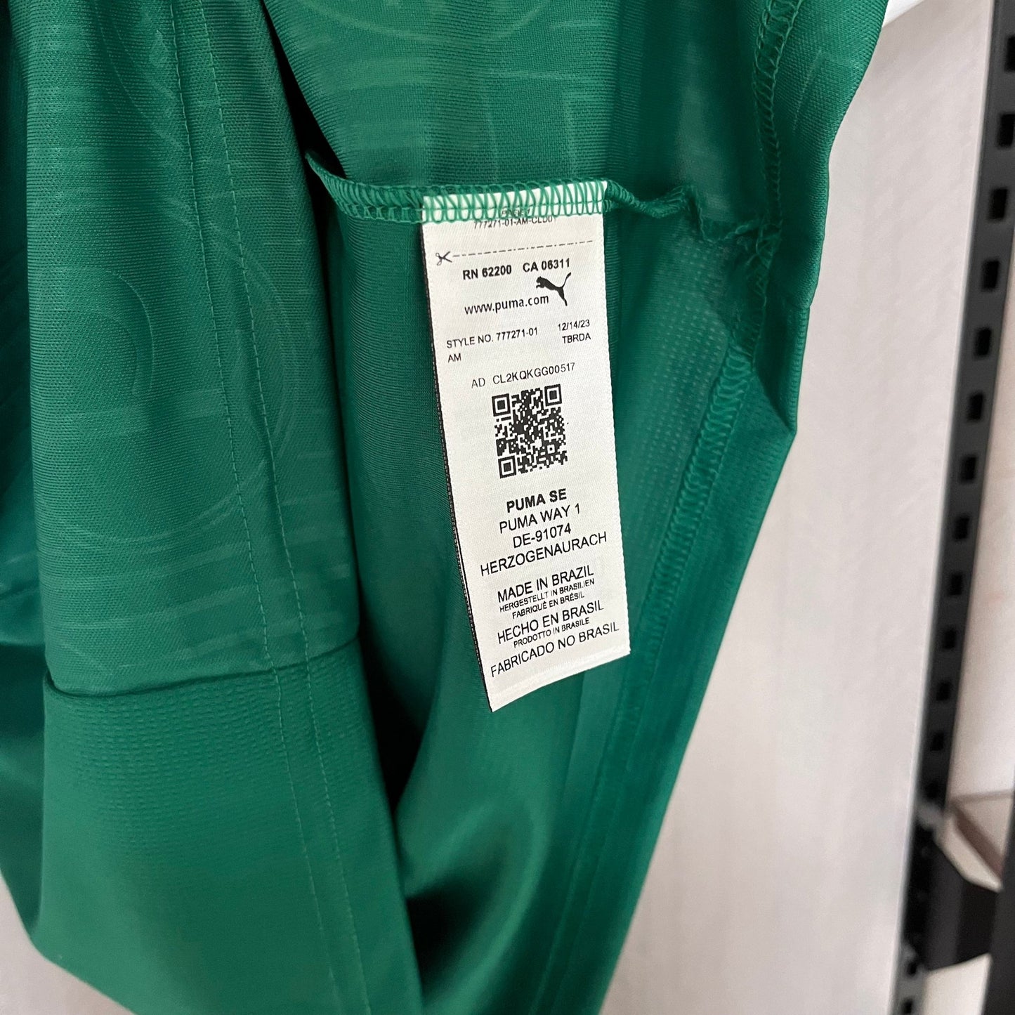 {{ product_title }} – Camisa de Futebol Oficial