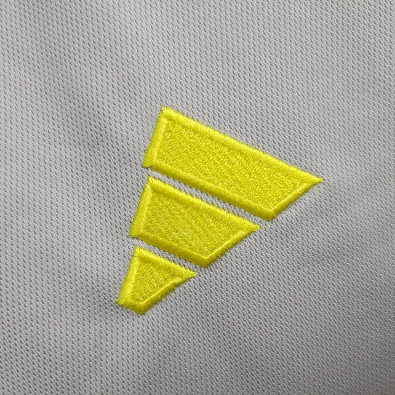 {{ product_title }} – Camisa de Futebol Oficial