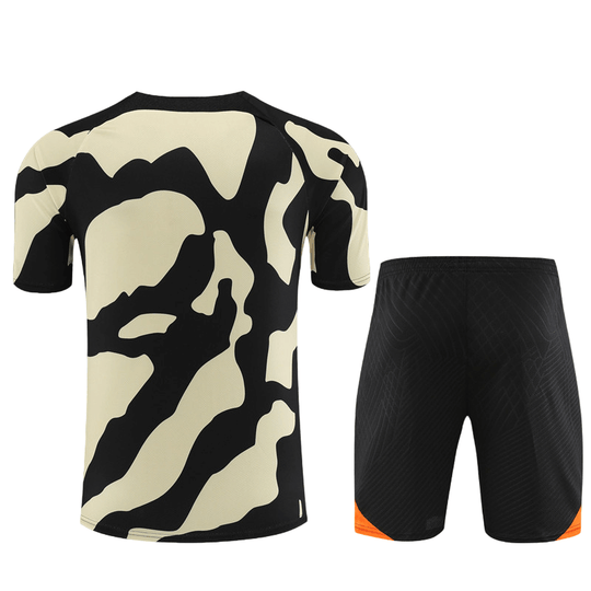Conjunto de Treino PSG Camisa + Bermuda Camuflagem Amarelo/Preto 2023/24