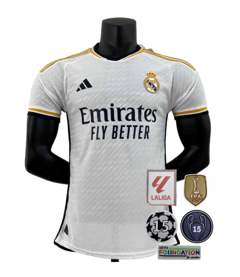 Camisa do Real Madrid Com Todos os Patchs Atualizados 2023/24 Versão Jogador