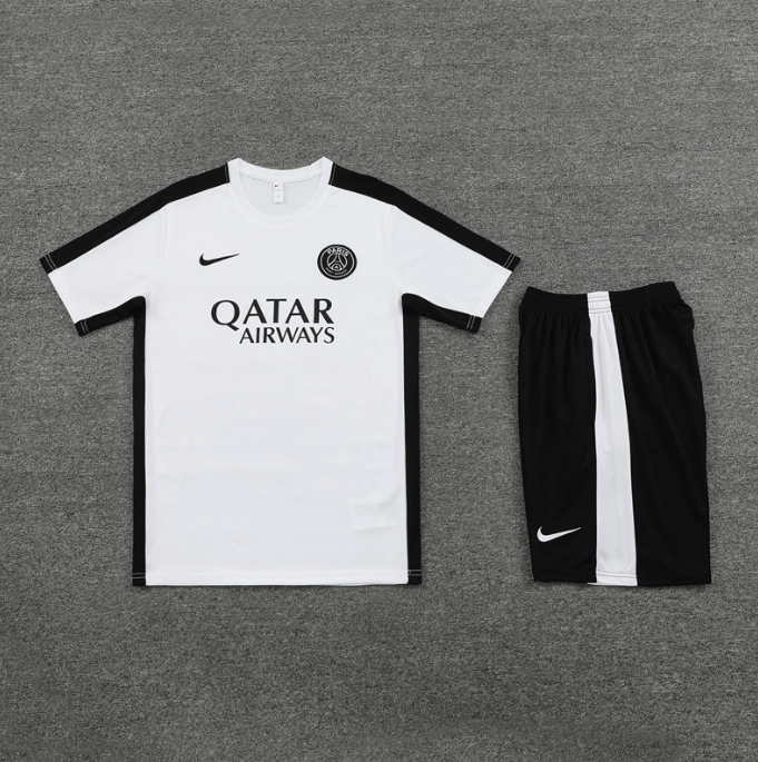 Conjunto de Treino PSG Camisa Branca + Bermuda Preto 2023/24