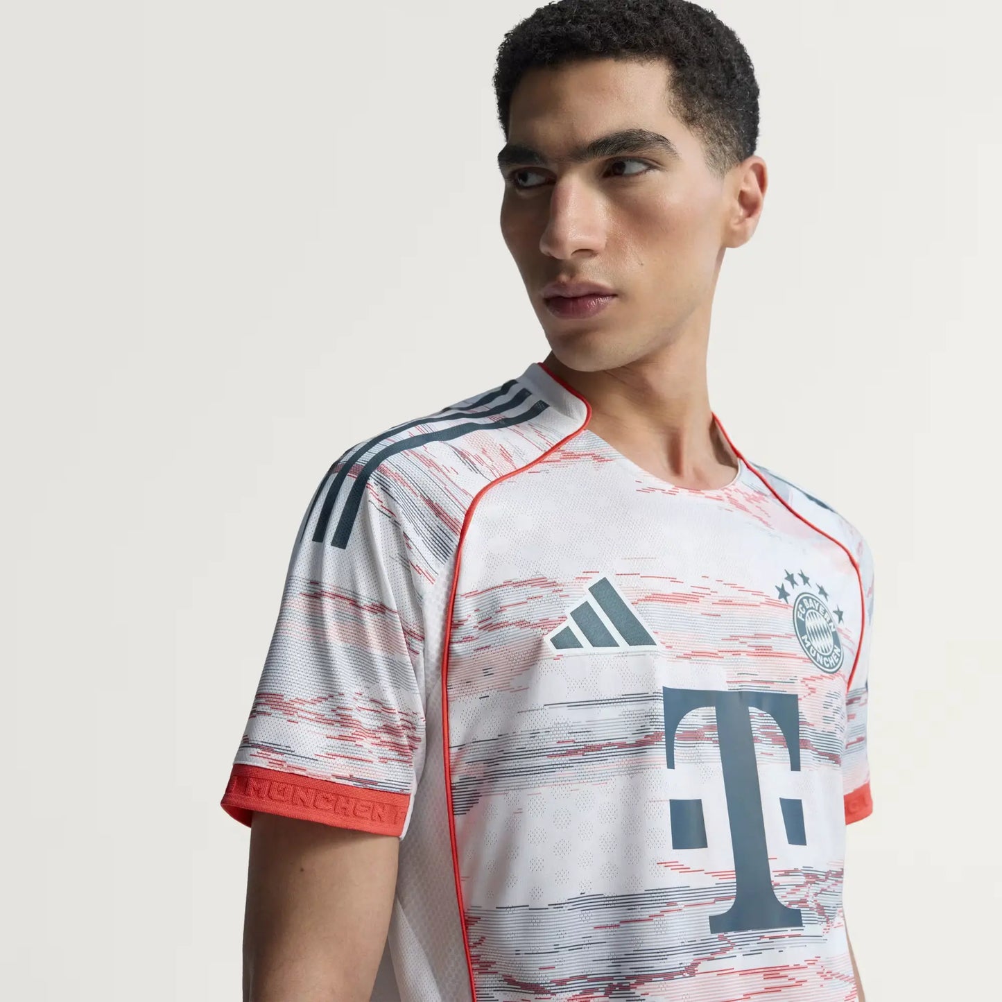 Camisa Adidas Bayern de Munique 2025/26 II Jogador
