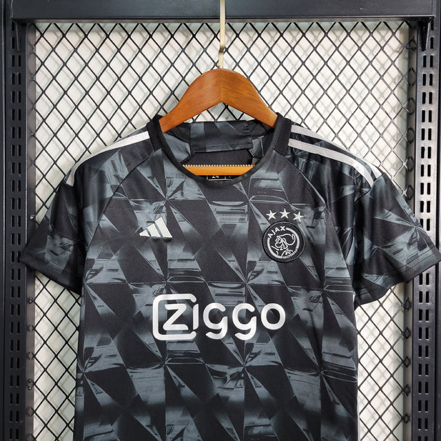 Kit Infantil Ajax lll 23/24