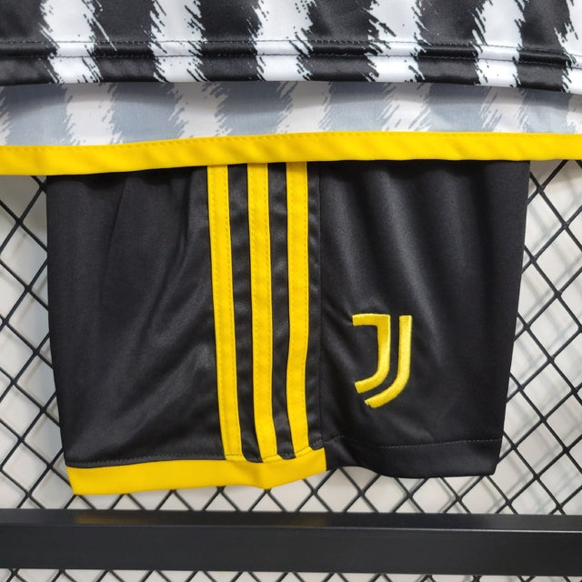 Kit Infantil Juventus Home 23/24