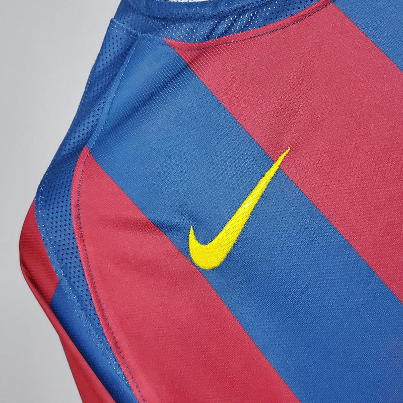 Camisa Retrô do Barcelona 2006/07 Home