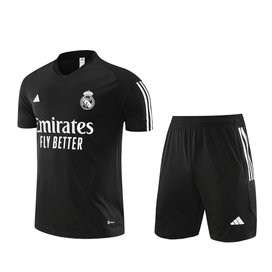 Conjunto Real Madrid Treino Bermuda e Camisa Preta 2023/24