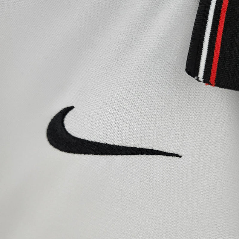 Camisa Eintracht Frankfurt 2020/21 Home