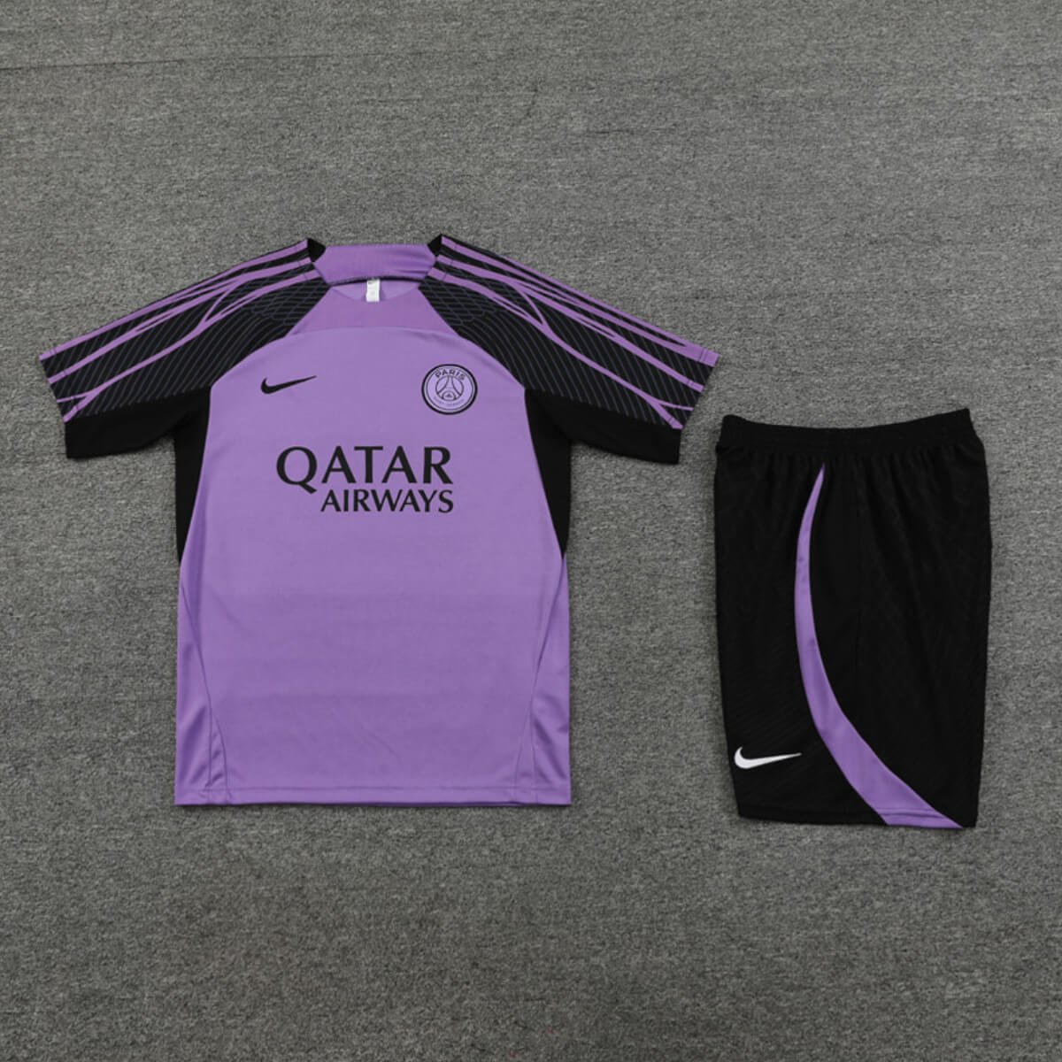 Conjunto PSG Treino Camisa e Short Roxo 2023/24