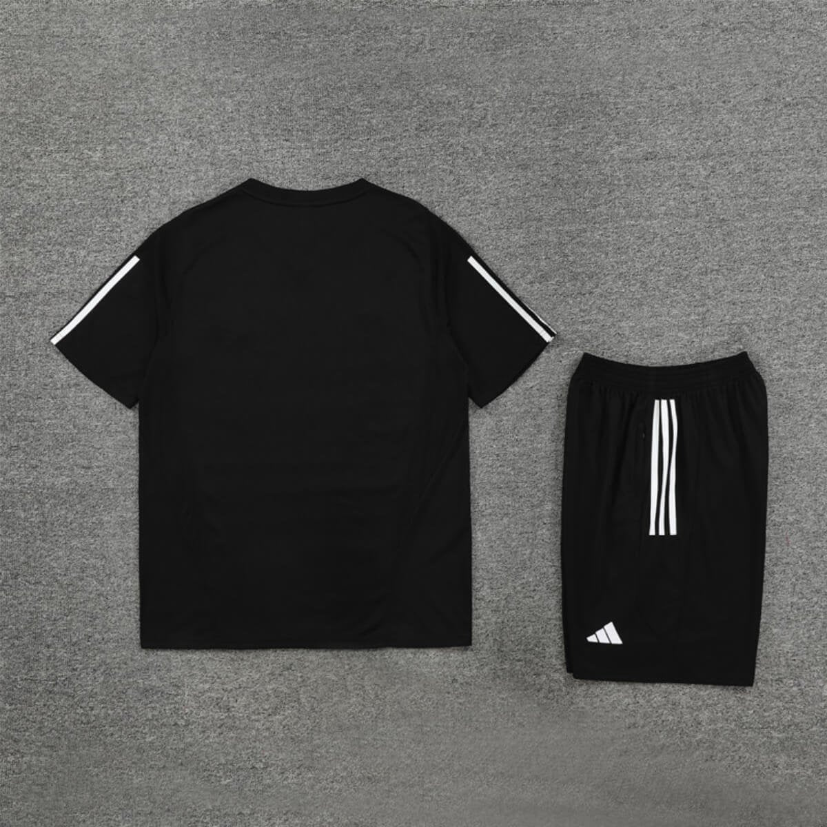 Conjunto Real Madrid Treino Camisa e Short Todo Preto 2023/24