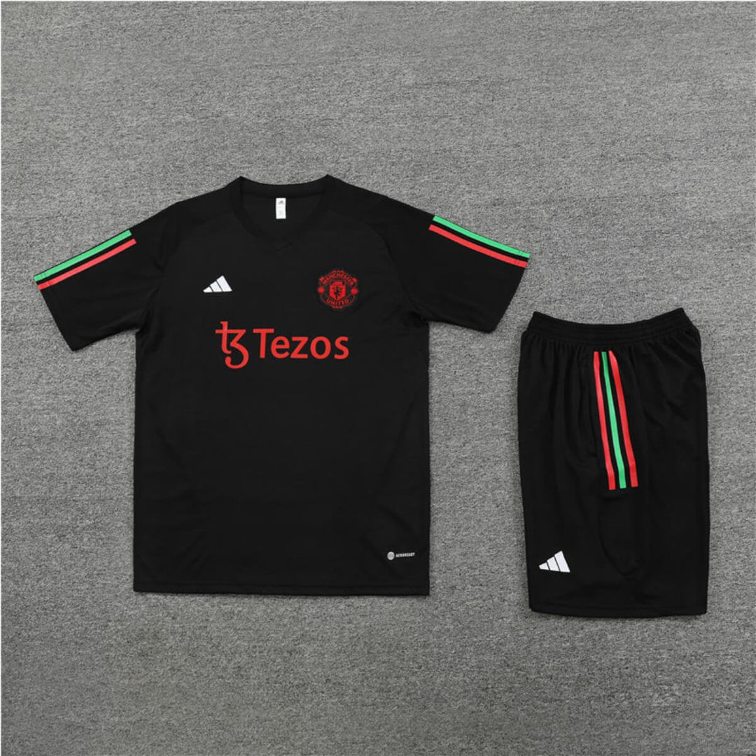 Conjunto Manchester United Treino Camisa e Short Preto 2023/24