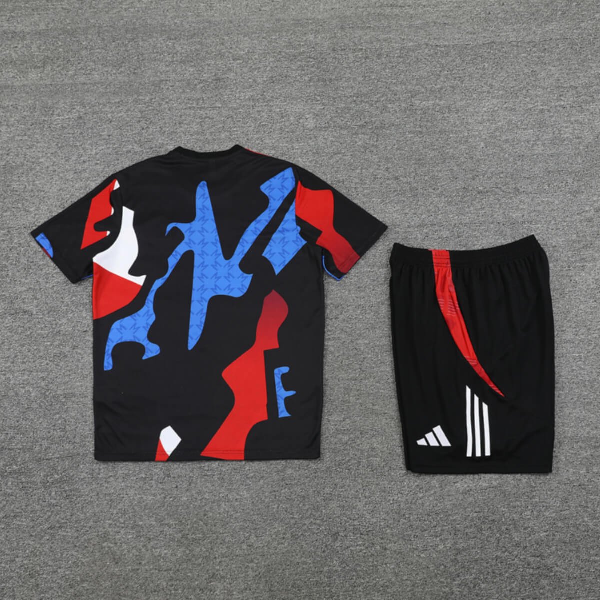 Kit Short e Camisa Manchester United Treino Retalho 2024/25