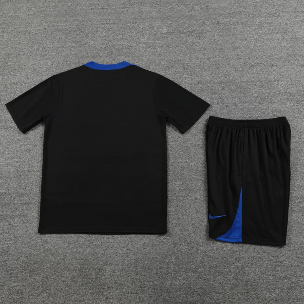 Kit Short e Camisa Holanda Treino Preto 2024/25