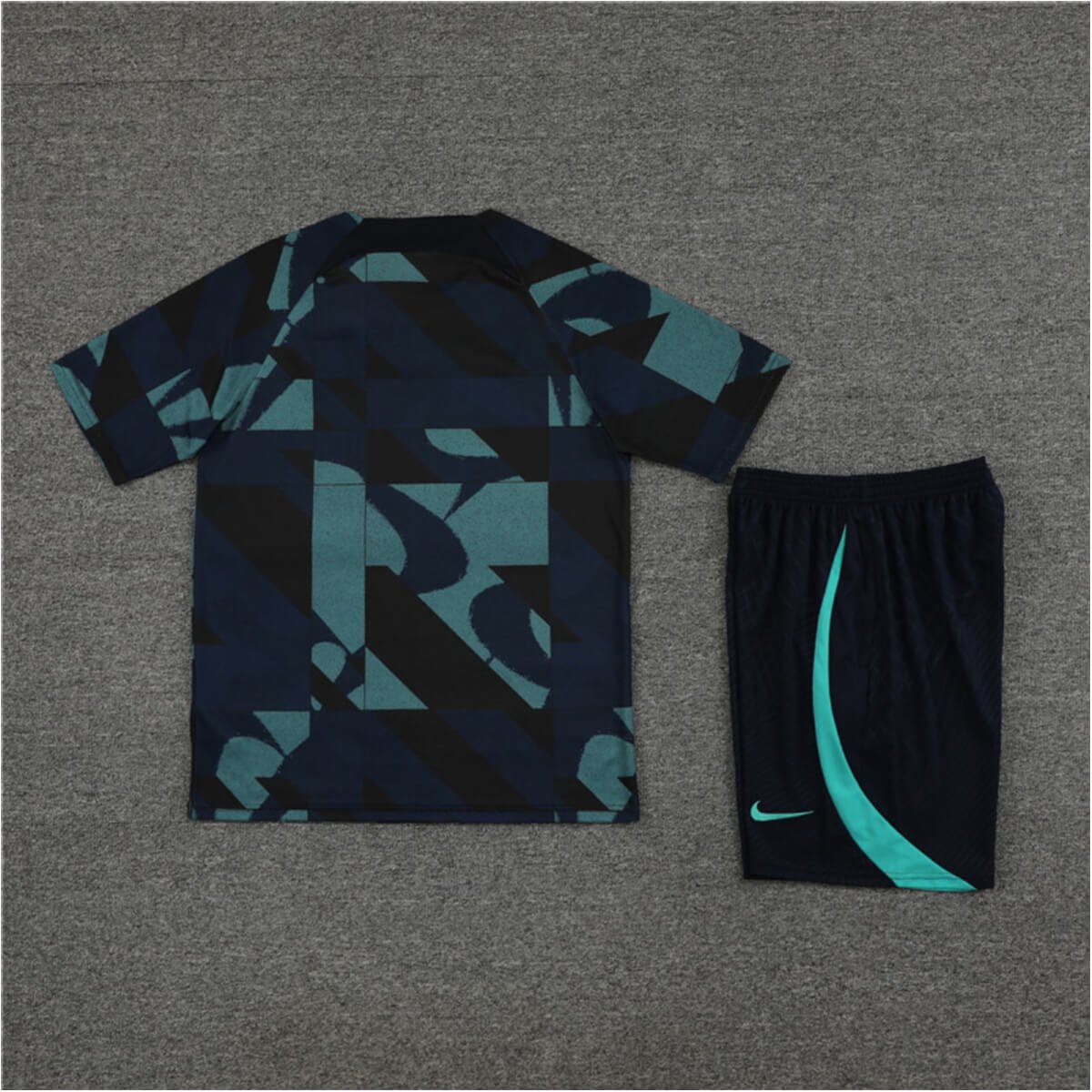 Conjunto Barcelona Treino Camisa e Short Azul Escuro 2023/24