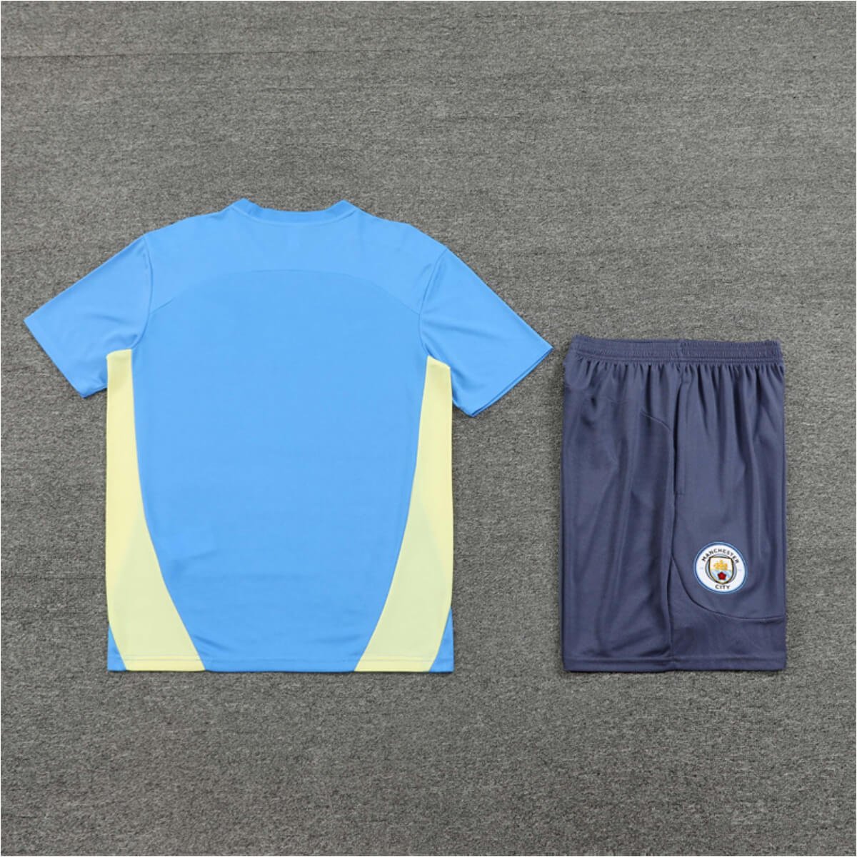 Conjunto Manchester City Treino Camisa e Short Azul Claro 2024/25