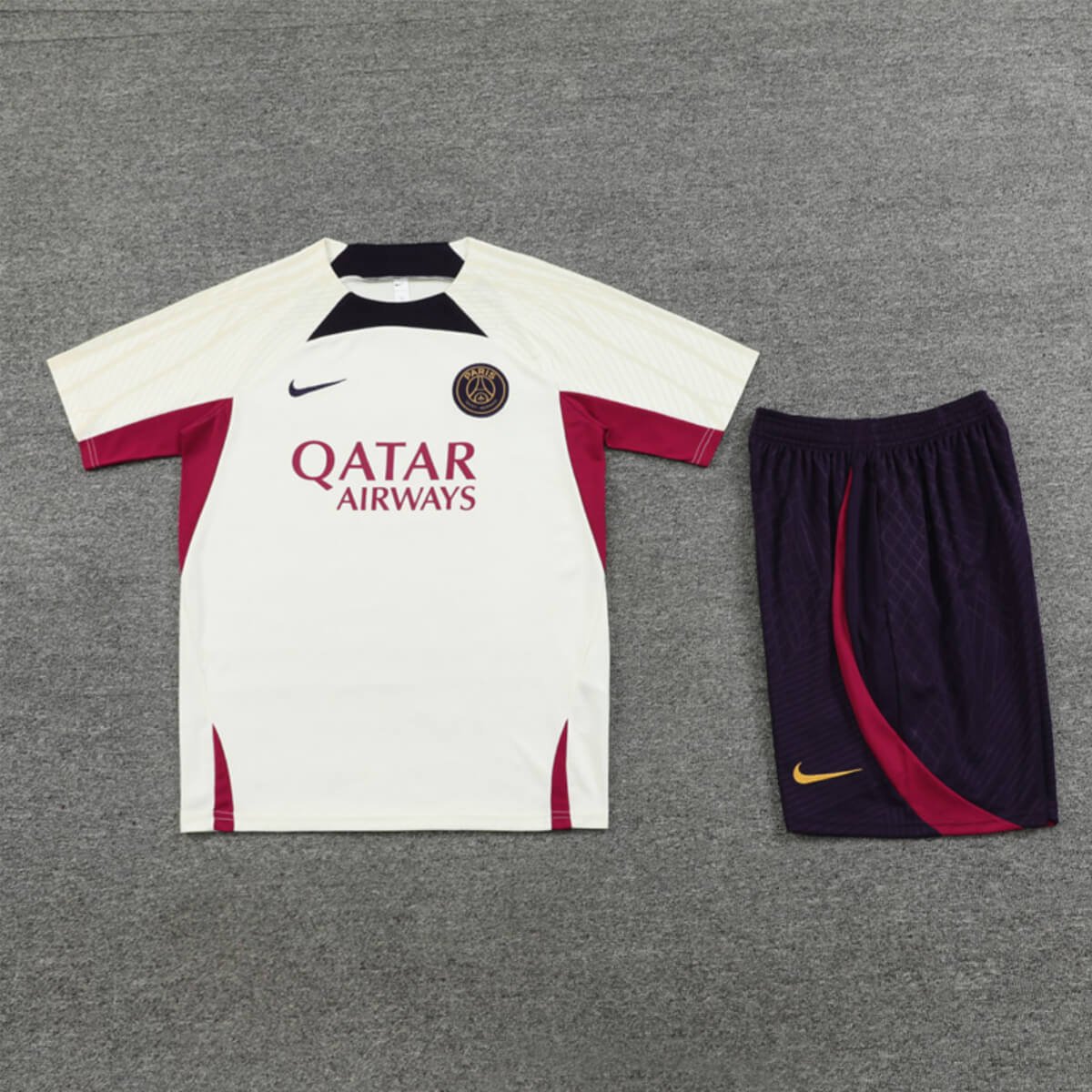 Conjunto PSG Treino Camisa e Short Bege/Roxo 2023/24