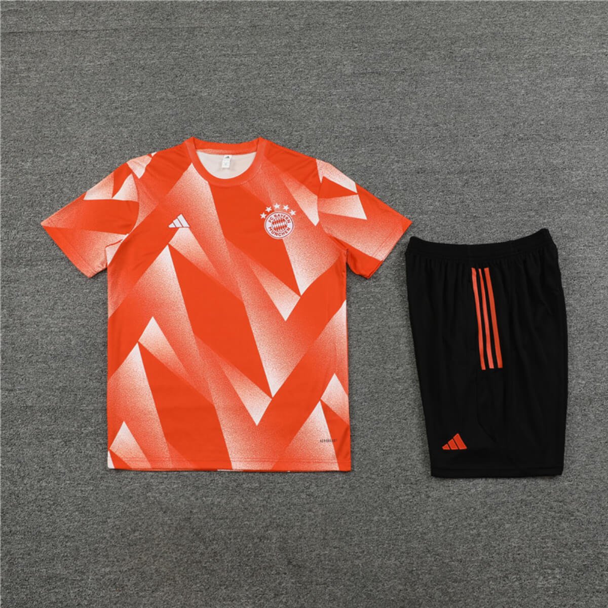 Conjunto Bayern de Munique Treino Camisa e Short Laranja 2023/24