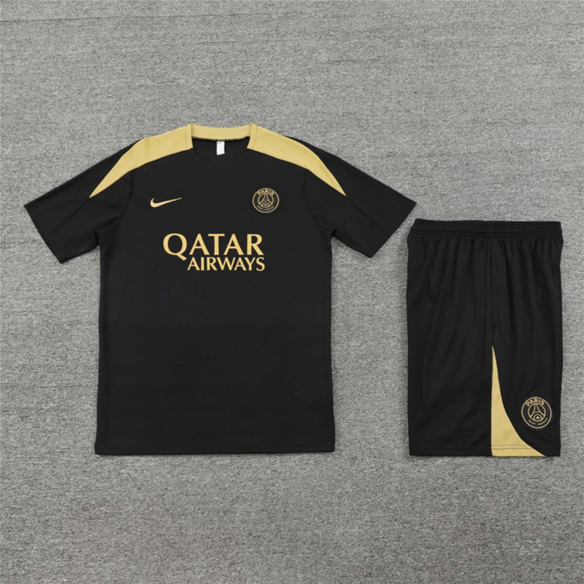 Conjunto PSG Treino Camisa e Short Preta/Amarelo 2024/25