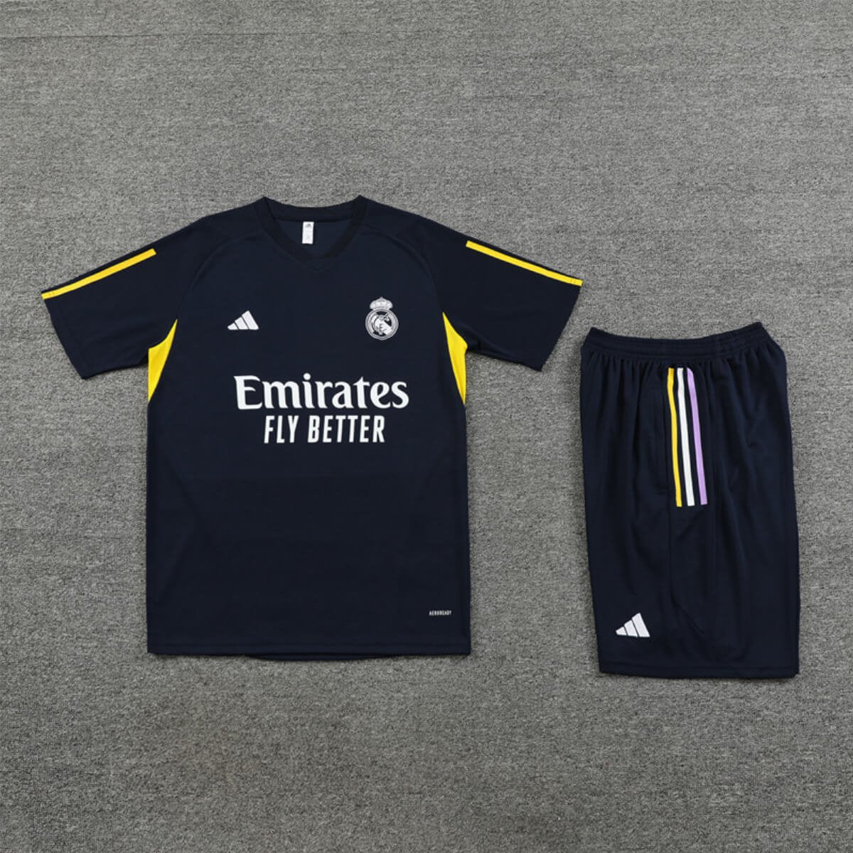 Conjunto Real Madrid Treino Camisa e Short Azul Escuro 2023/24