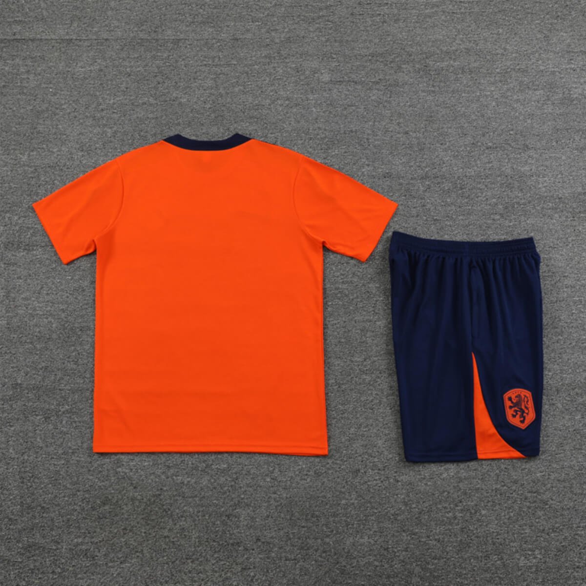 Kit Short e Camisa Holanda Treino Laranja 2024/25