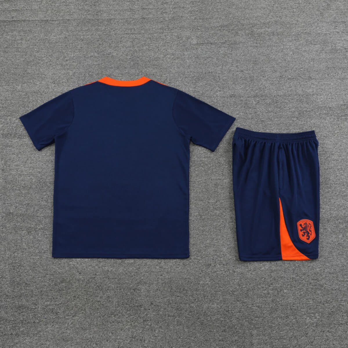 Kit Short e Camisa Holanda Treino Azul Escuro 2024/25