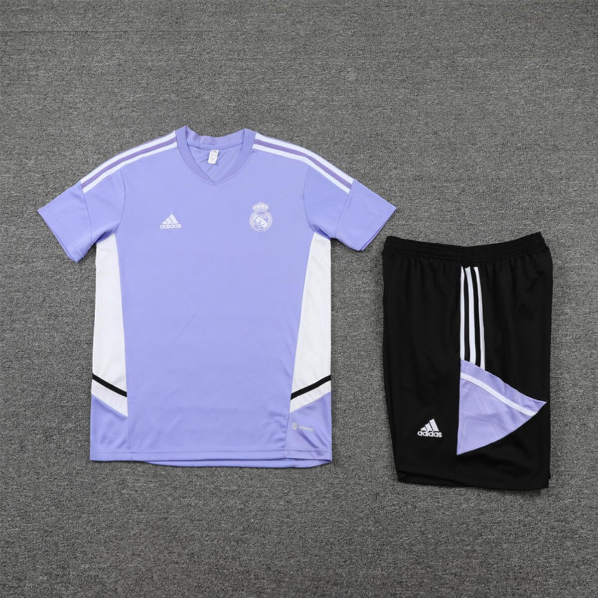 Conjunto Real Madrid Treino Camisa e Short Roxo/Preto 2022/23