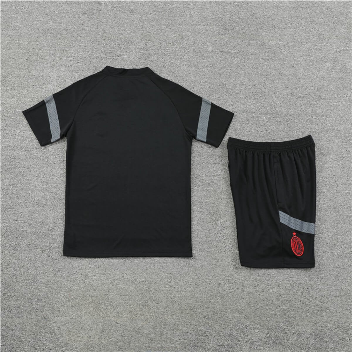 Conjunto Ac Milan Treino Camisa e Short Preto 2022/23