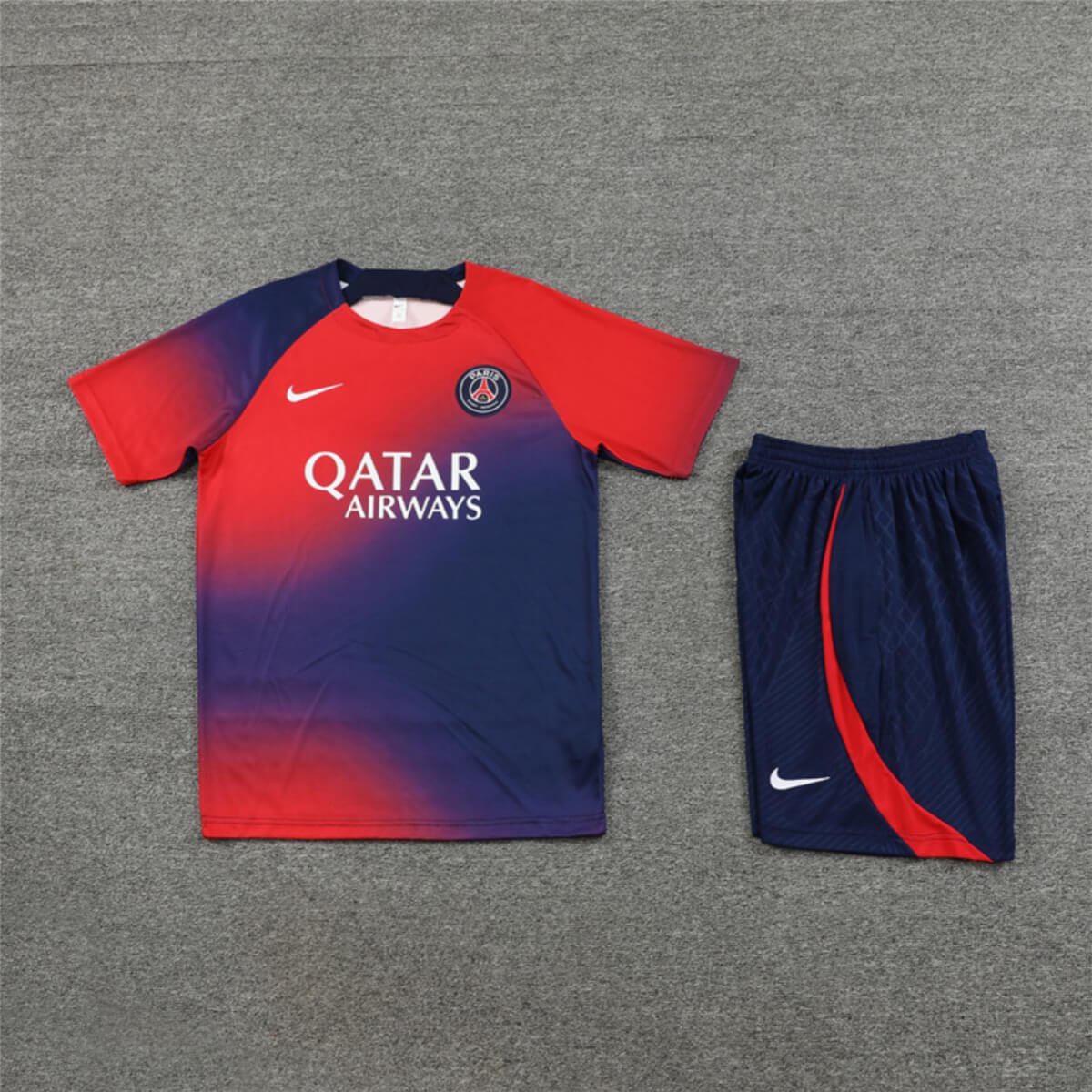 Conjunto PSG Treino Camisa e Short Azul com Vermelho 2023/24