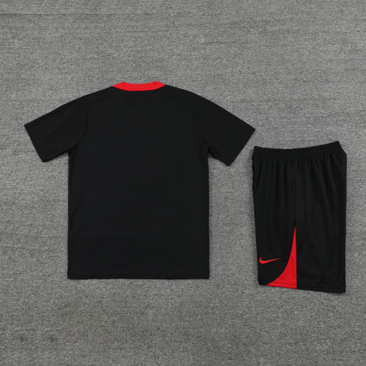 Kit Short e Camisa Portugal Treino Preto 2024/25
