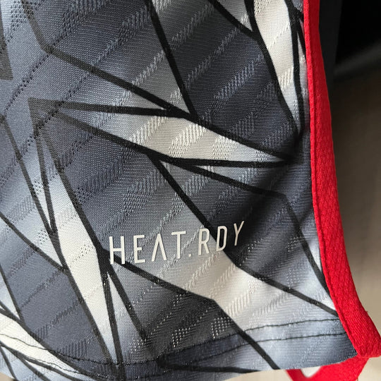 {{ product_title }} – Camisa de Futebol Oficial