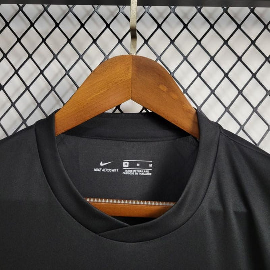 {{ product_title }} – Camisa de Futebol Oficial