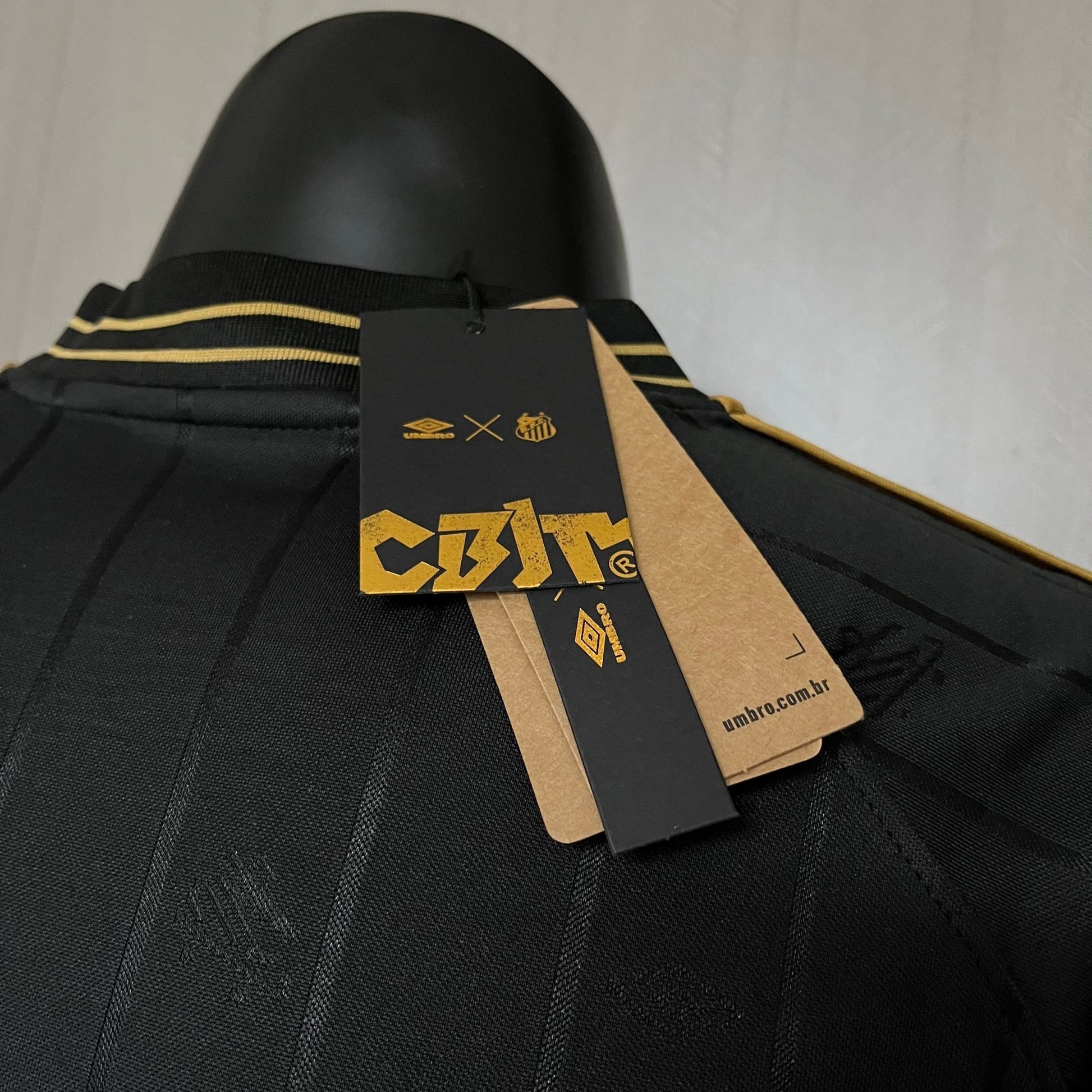 {{ product_title }} – Camisa de Futebol Oficial