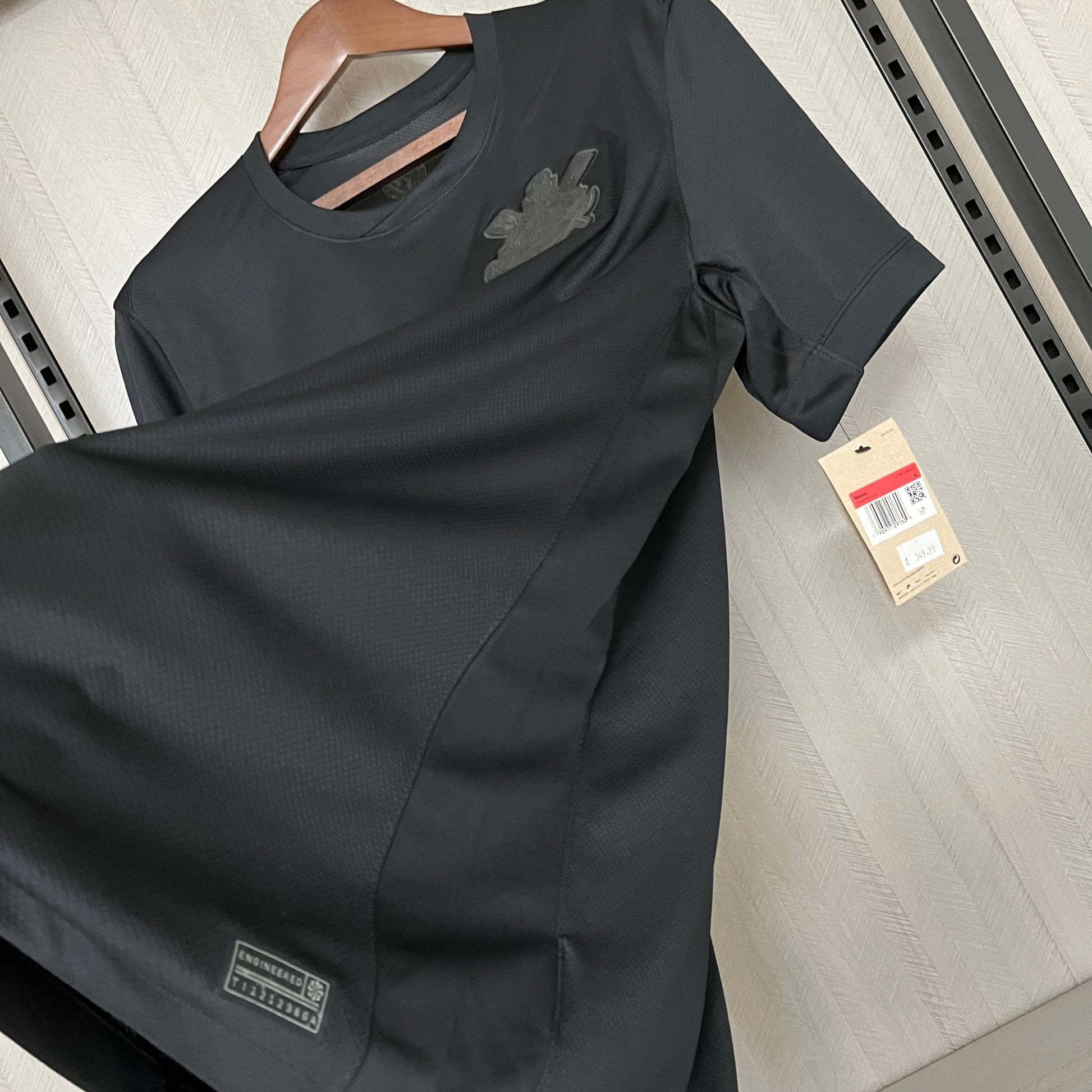 {{ product_title }} – Camisa de Futebol Oficial