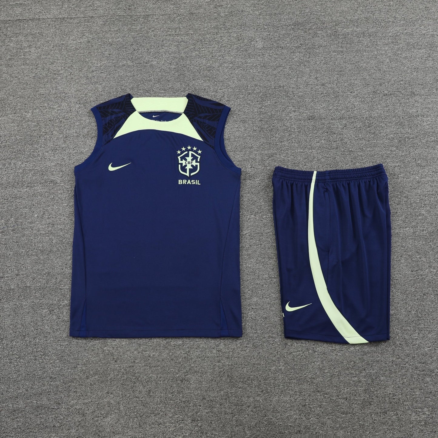 {{ product_title }} – Camisa de Futebol Oficial