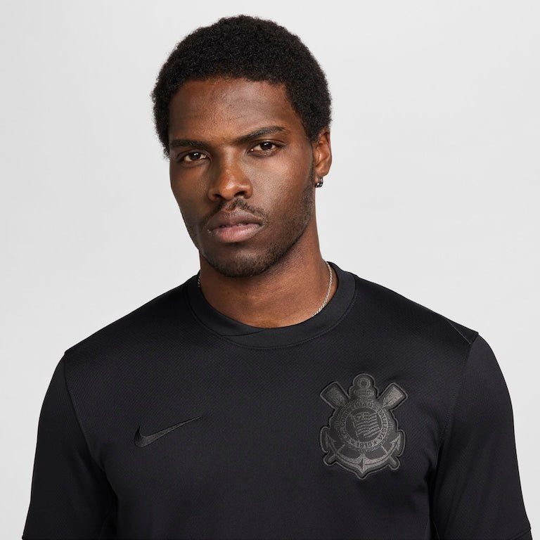 {{ product_title }} – Camisa de Futebol Oficial