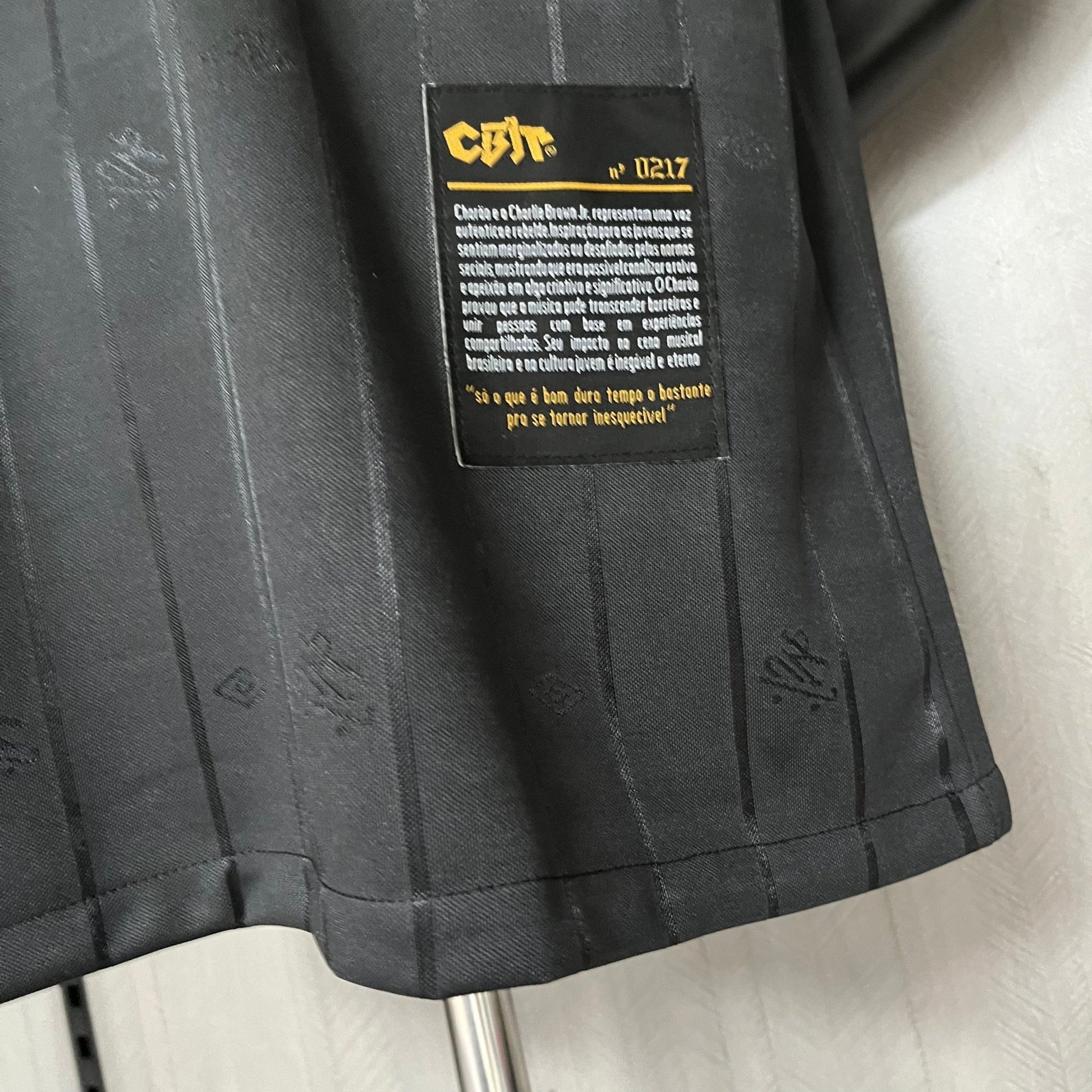 {{ product_title }} – Camisa de Futebol Oficial