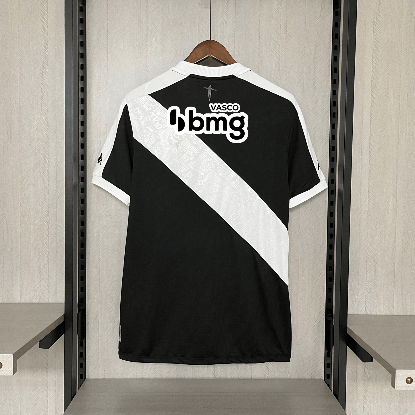 {{ product_title }} – Camisa de Futebol Oficial